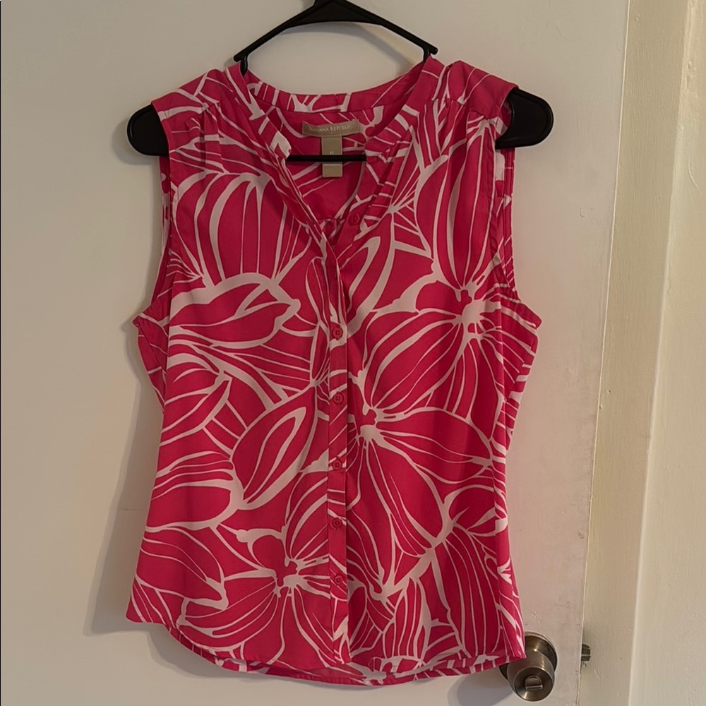 EUC Banana Republic Pink Sleeveless Fitted Buttoned Blouse